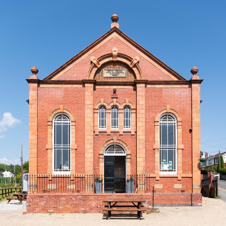 Bed & Breakfast Pontcysyllte Chapel Tearoom *